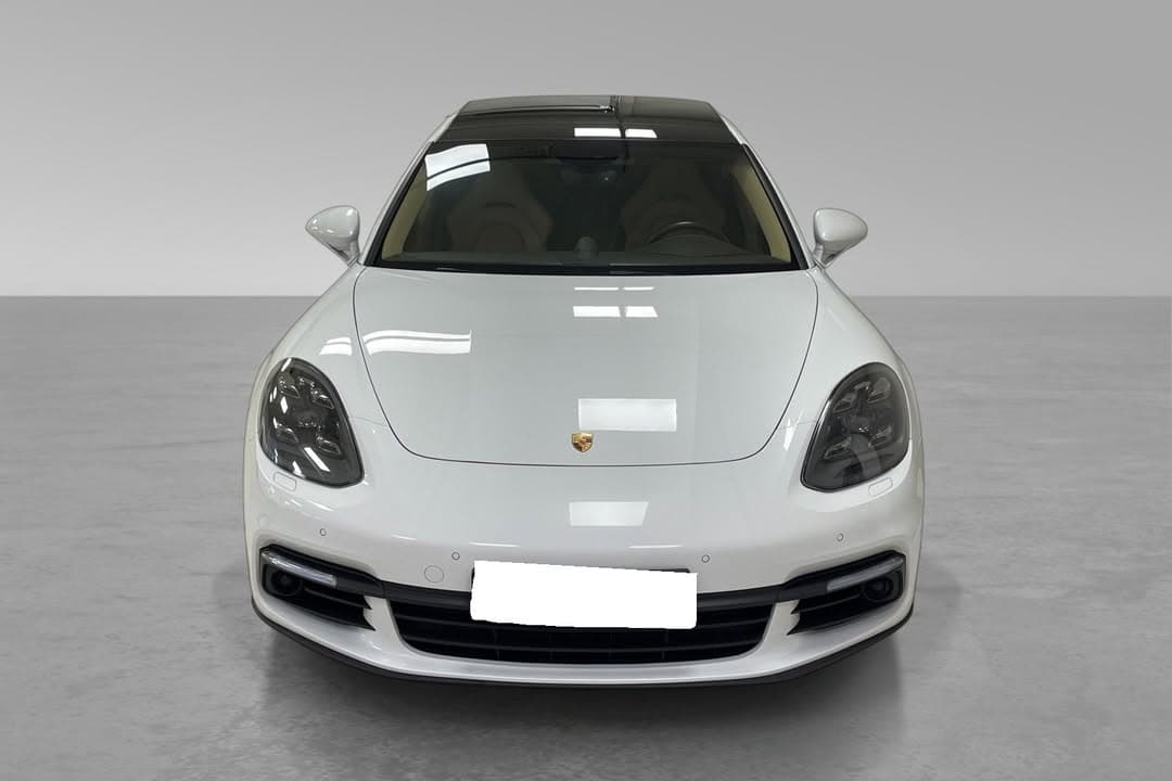 Porsche Panamera miniature 4