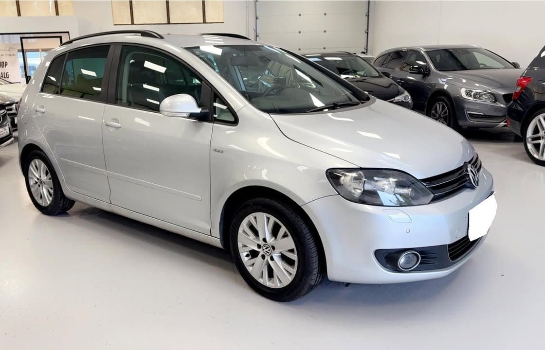 Volkswagen Golf miniature 3
