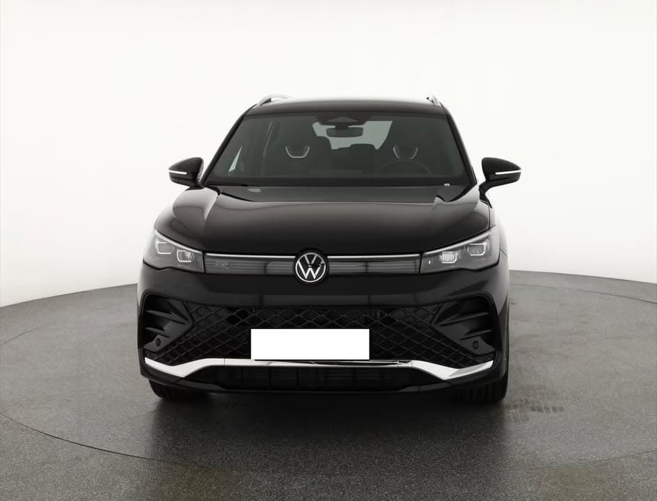 Volkswagen Tiguan miniature 8