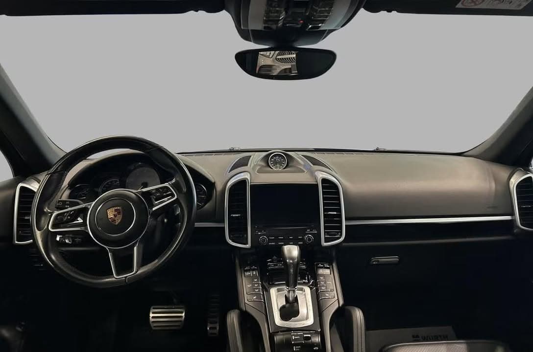 Porsche Cayenne miniature 5
