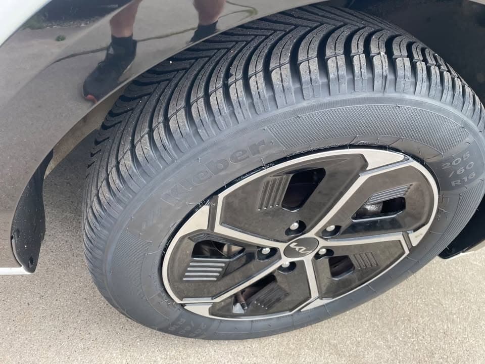 Kia Niro - photo 12