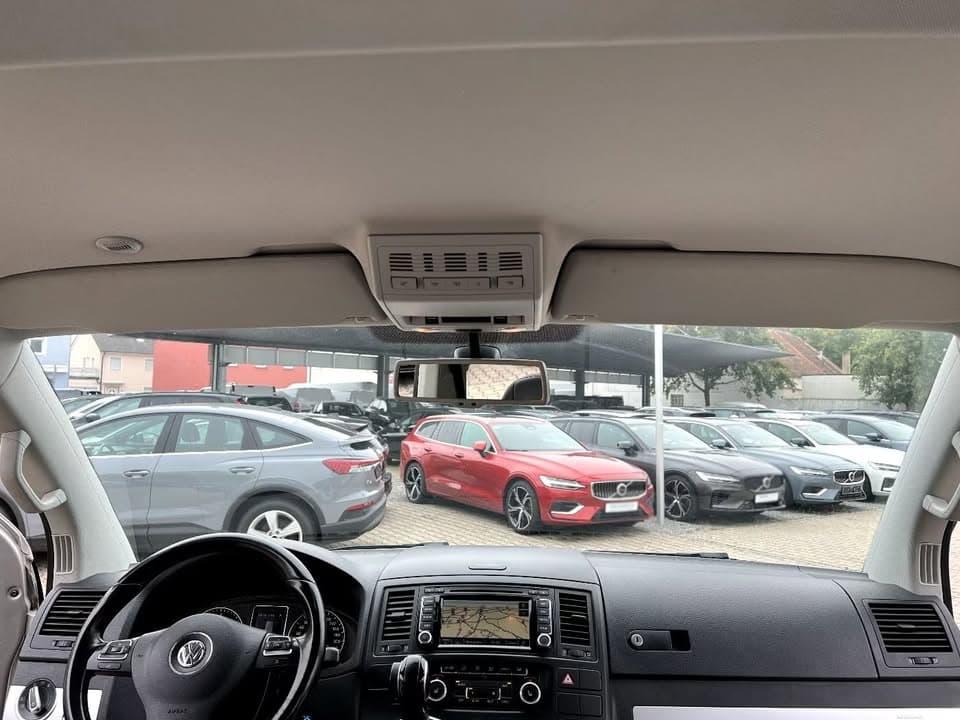 Volkswagen T5 - photo 12
