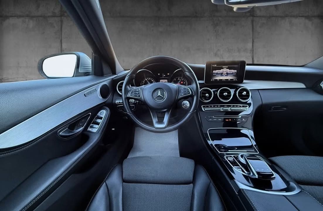 Mercedes-Benz Clase miniature 10