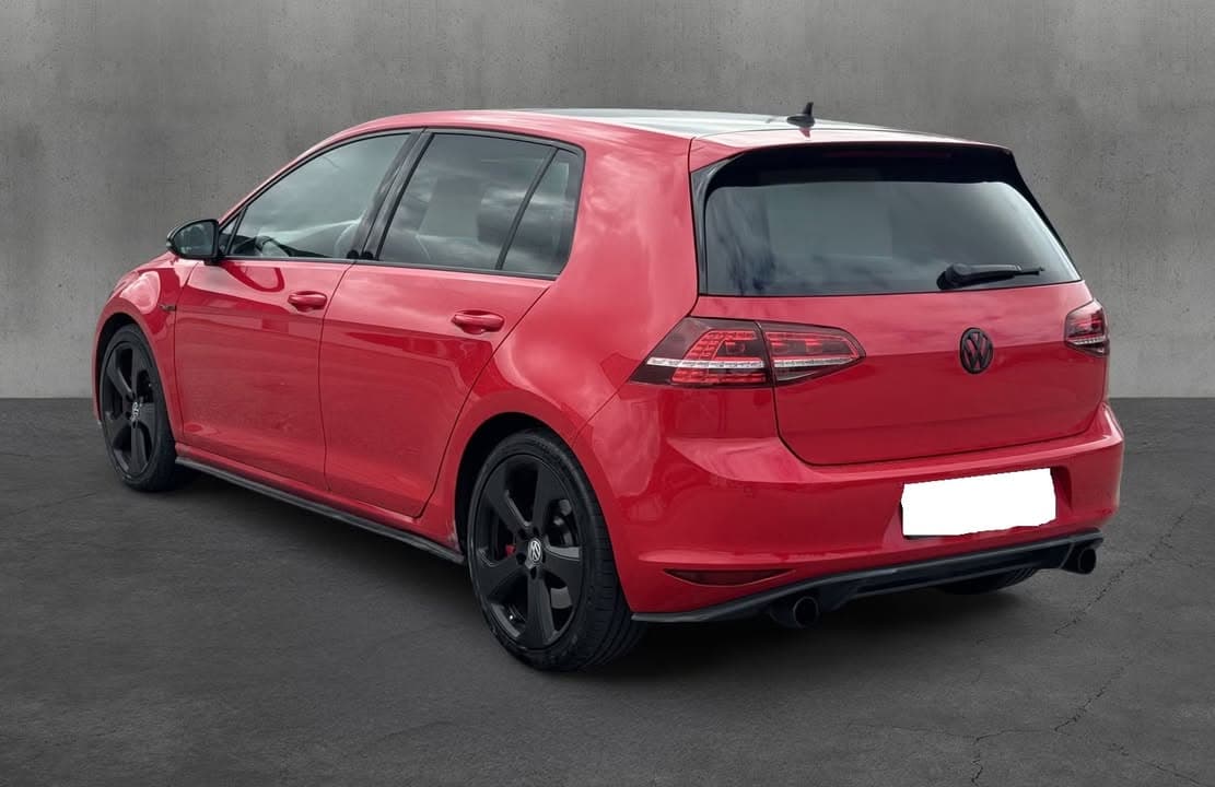 Volkswagen Golf miniature 10