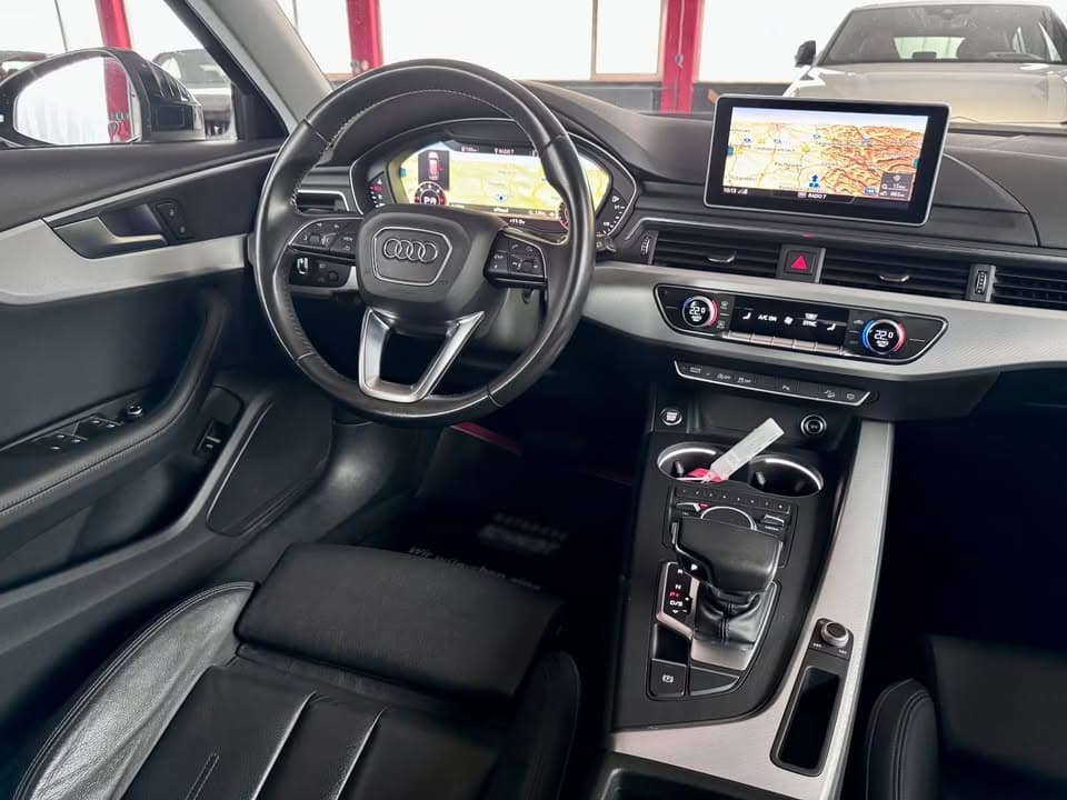 Audi A4 - photo 12