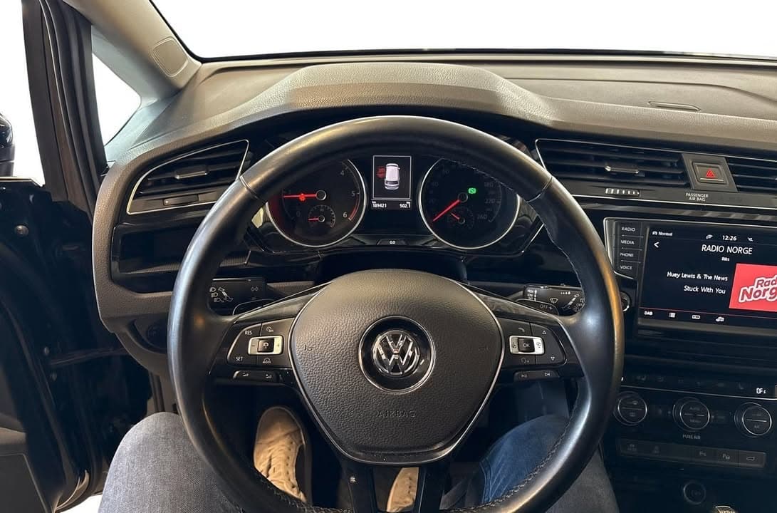 Volkswagen Golf miniature 12