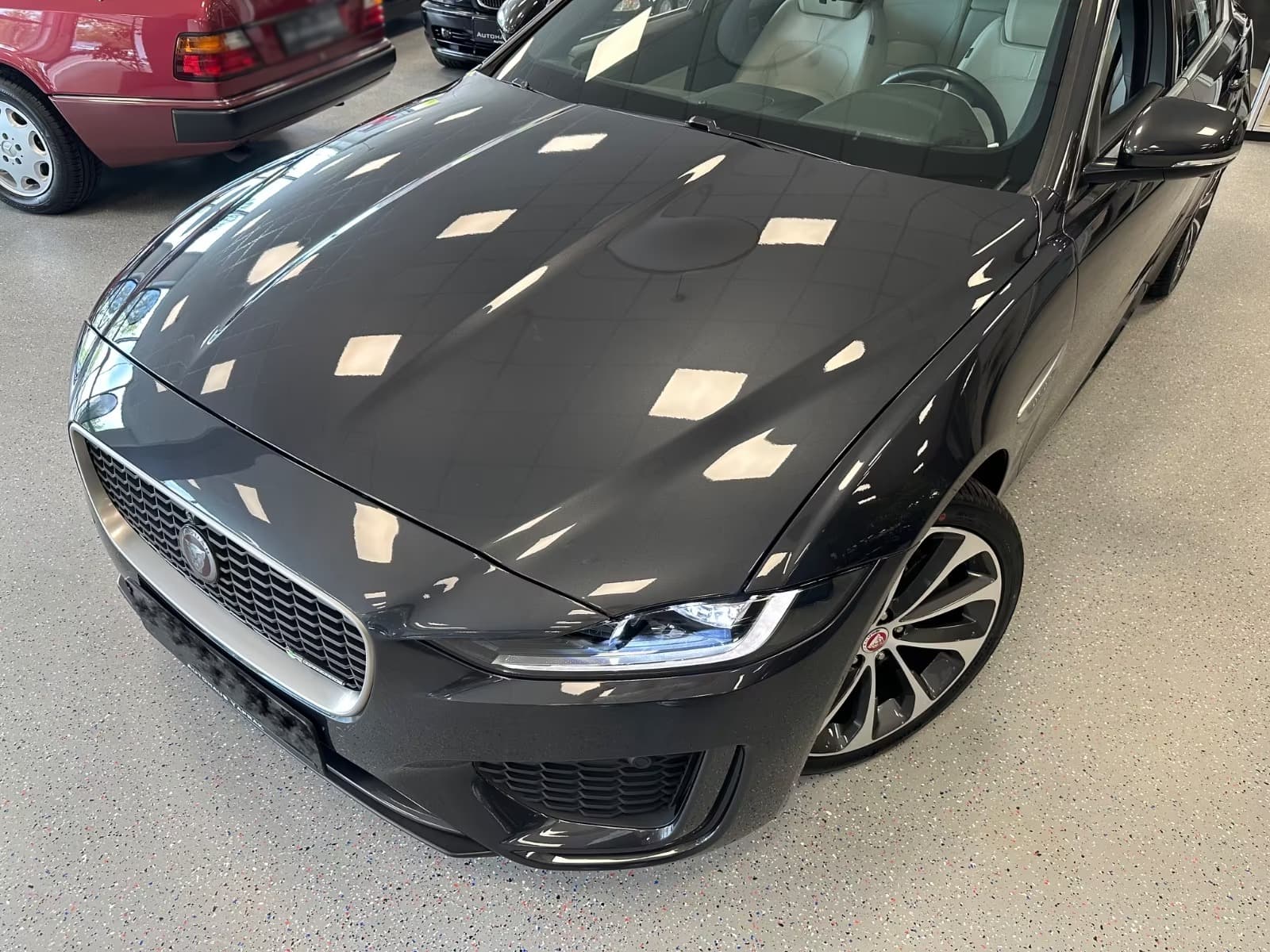 Jaguar XE miniature 9