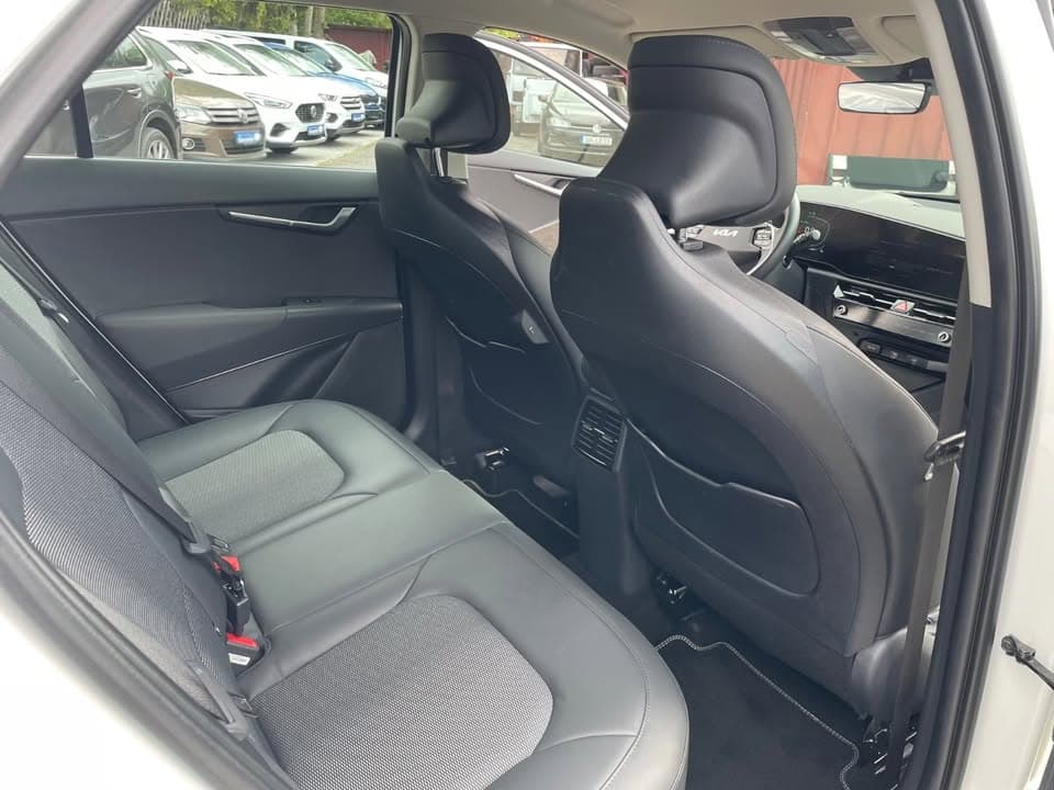 Kia Niro - photo 11