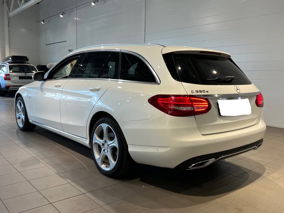 Mercedes-Benz Clase miniature 9