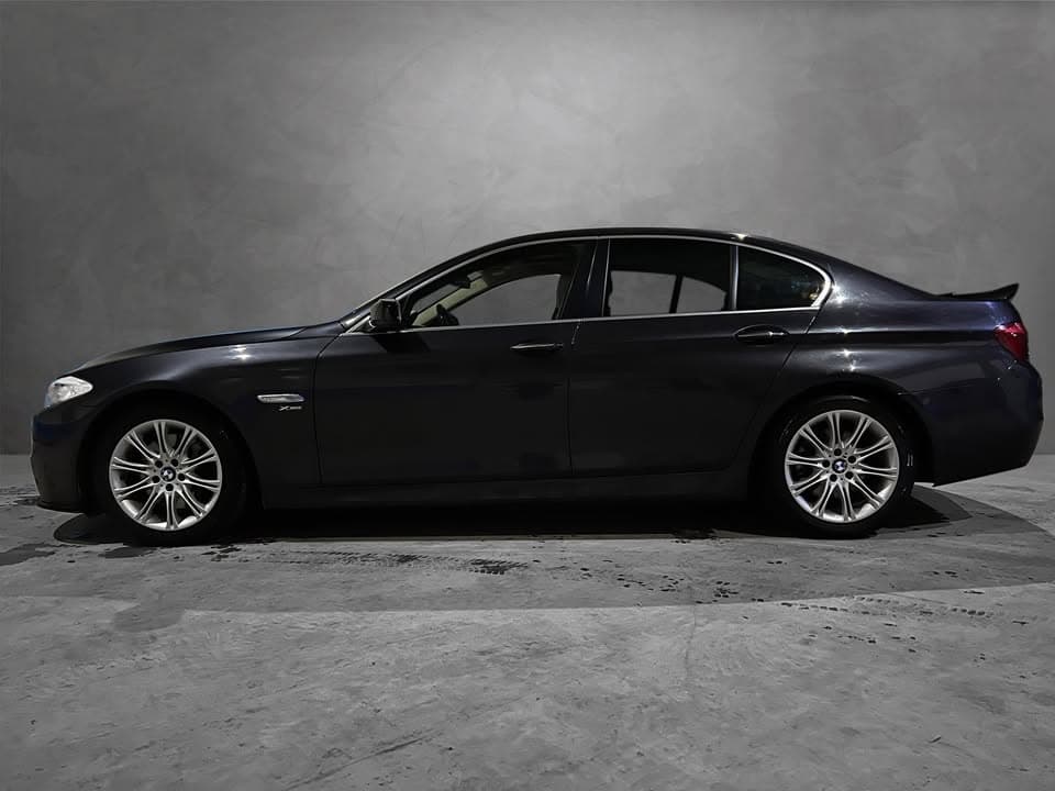 BMW Serie miniature 6