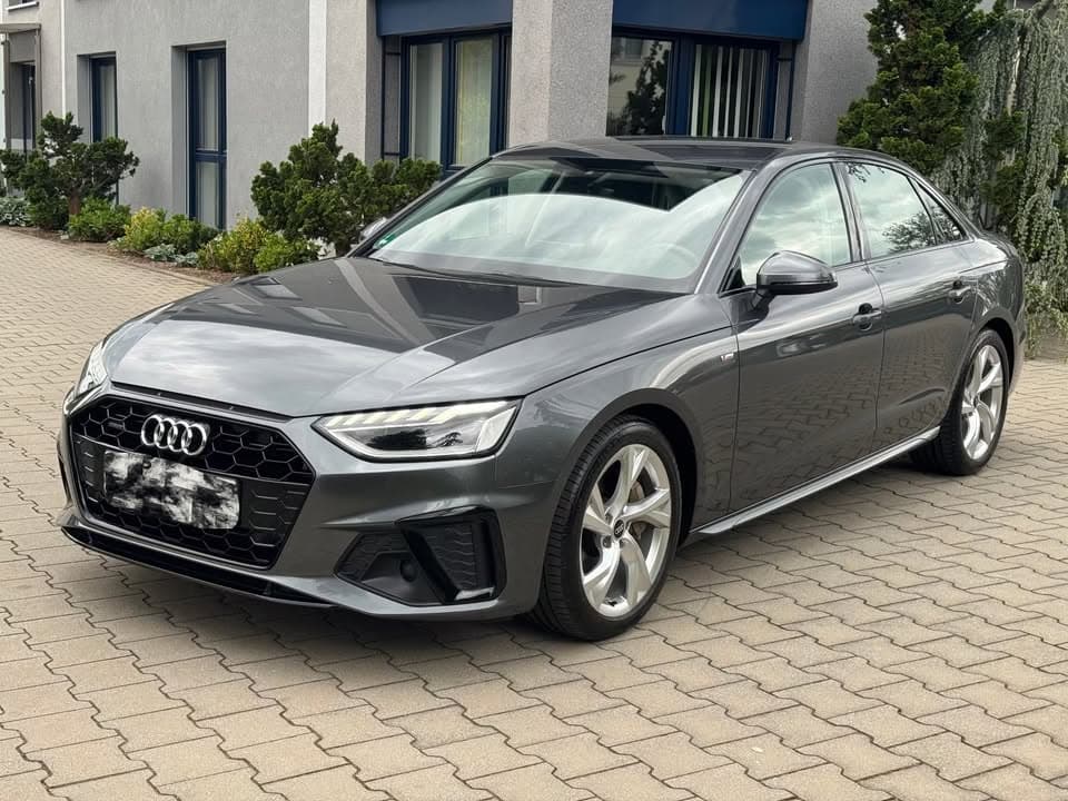 Audi A4 miniature 2