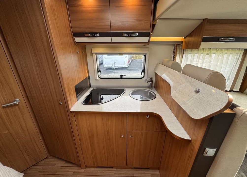Weinsberg TI miniature 8