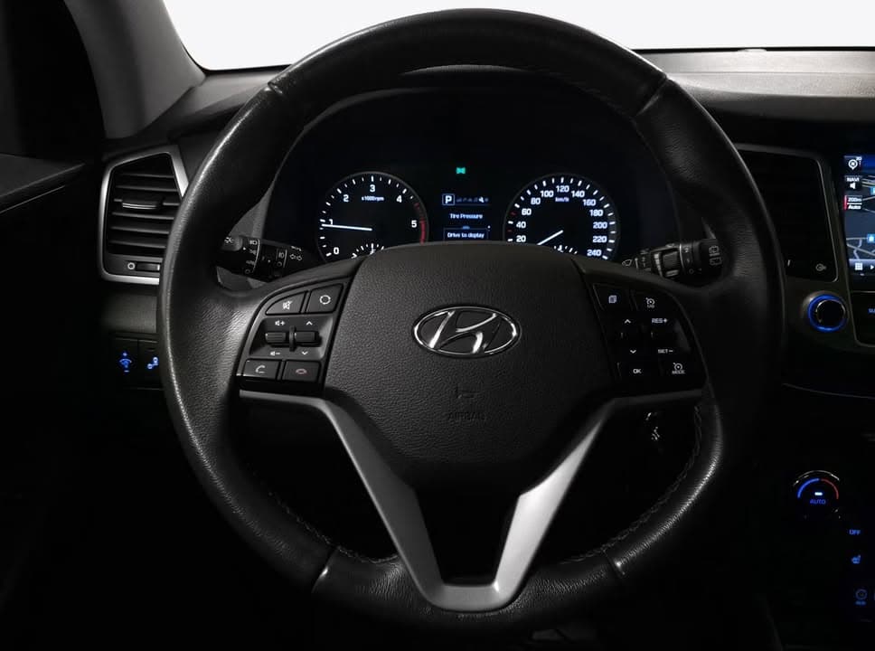 Hyundai Tucson miniature 5