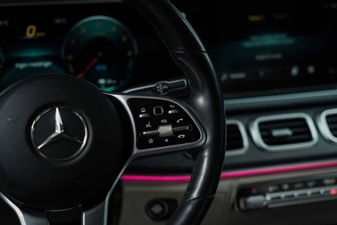 Mercedes-Benz GLE miniature 8