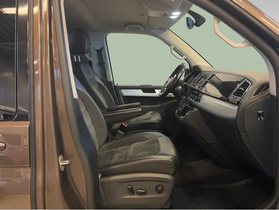 Volkswagen Multivan miniature 12
