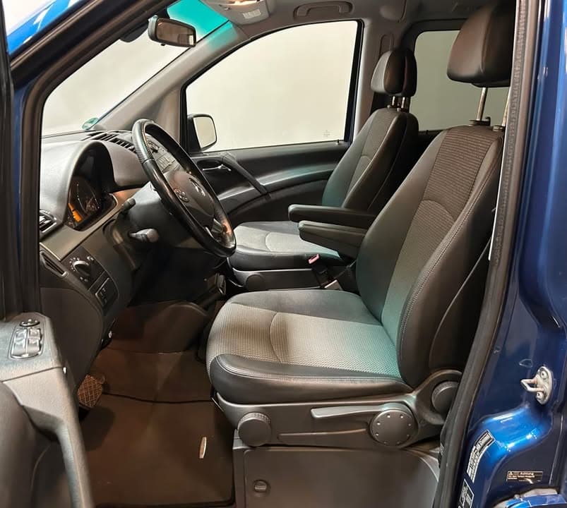 Mercedes-Benz Viano miniature 6