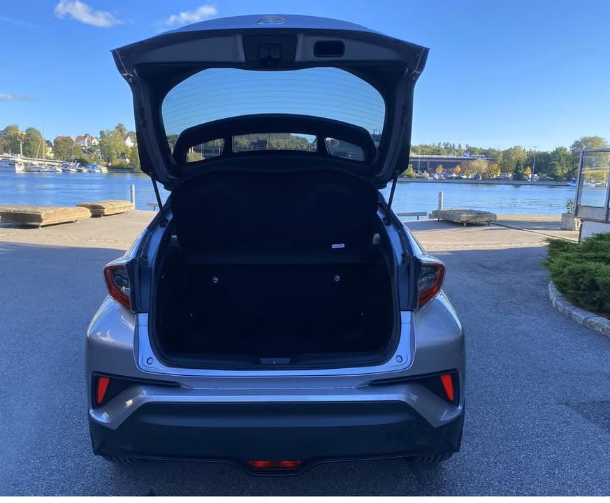 Toyota C-HR miniature 8