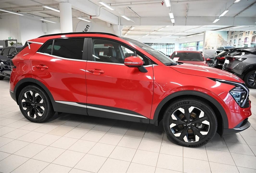 Kia Sportage miniature 3