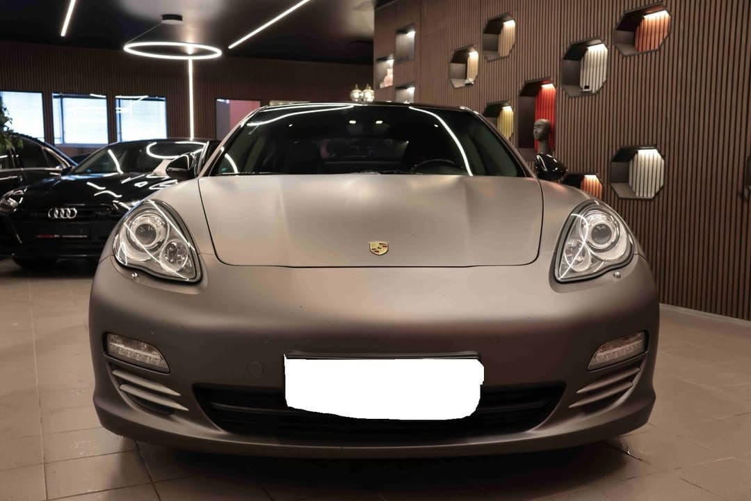 Porsche Panamera miniature 4