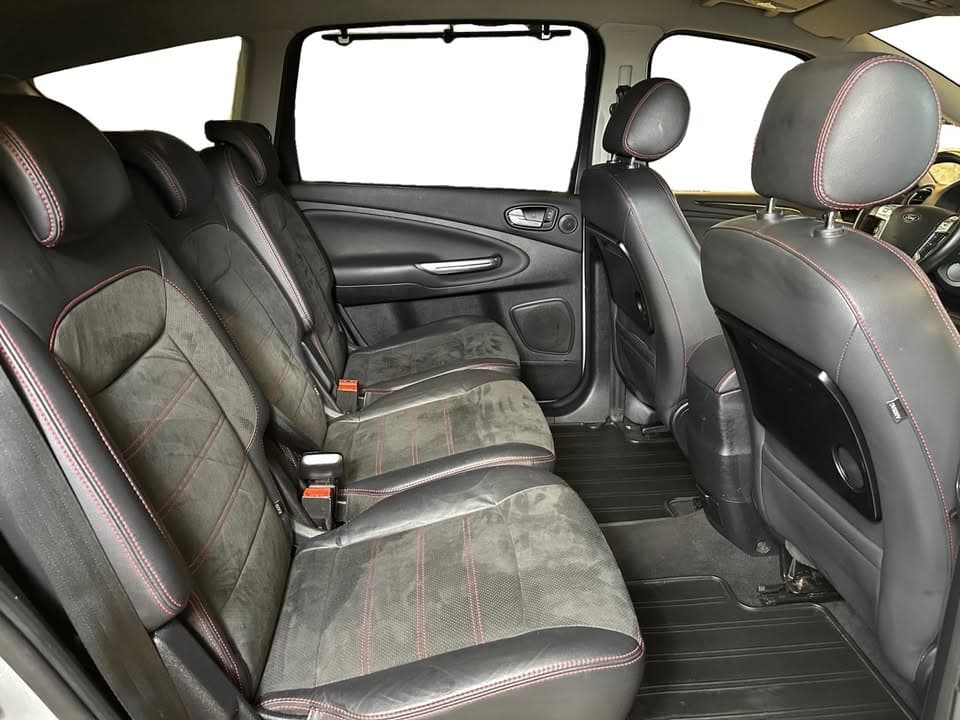 Ford S-MAX - photo 12