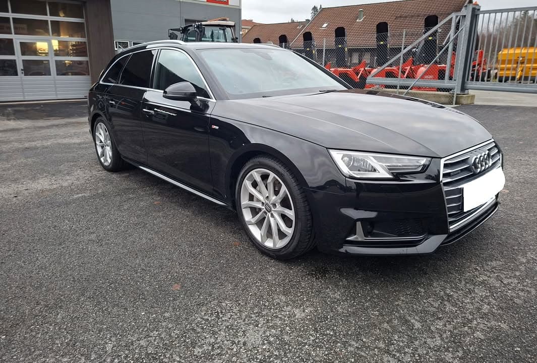 Audi A4 miniature 3