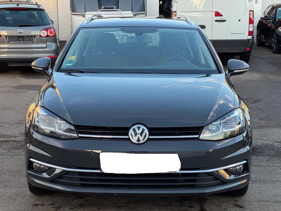 Volkswagen Golf miniature 4