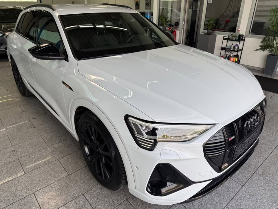 Audi e-tron miniature 4