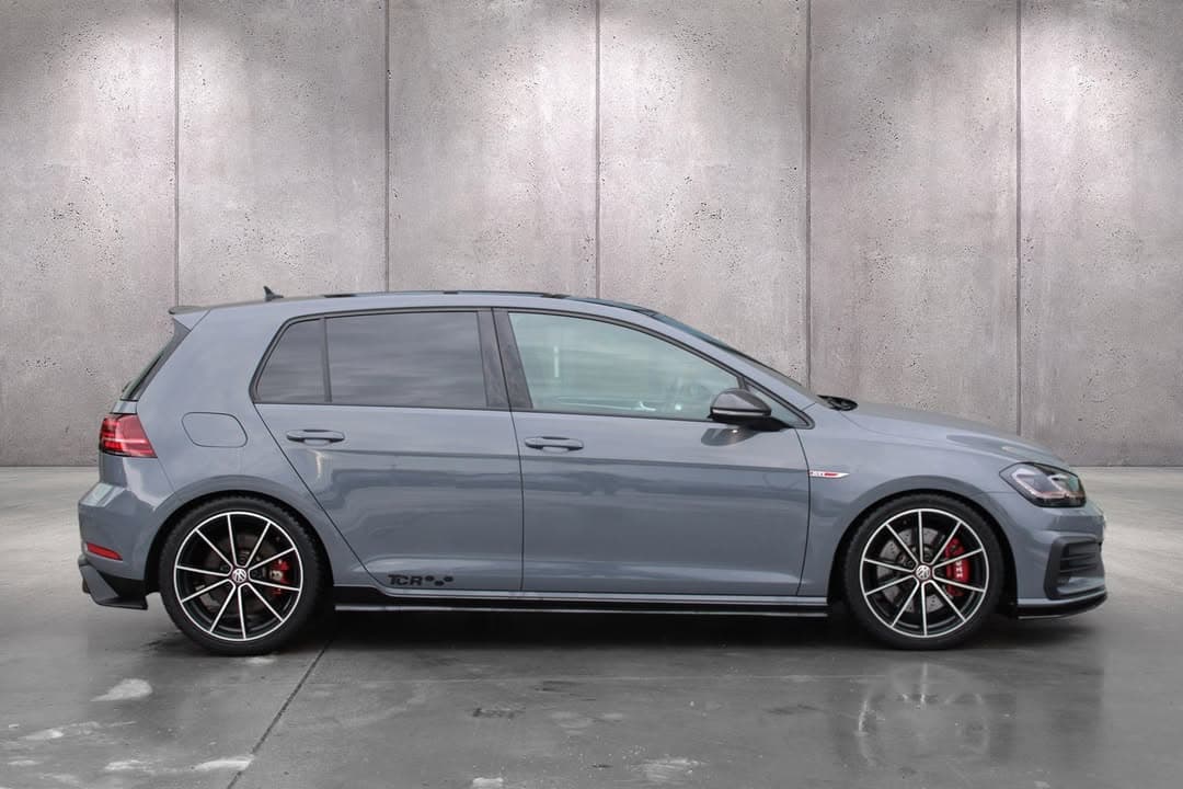 Volkswagen Golf miniature 9