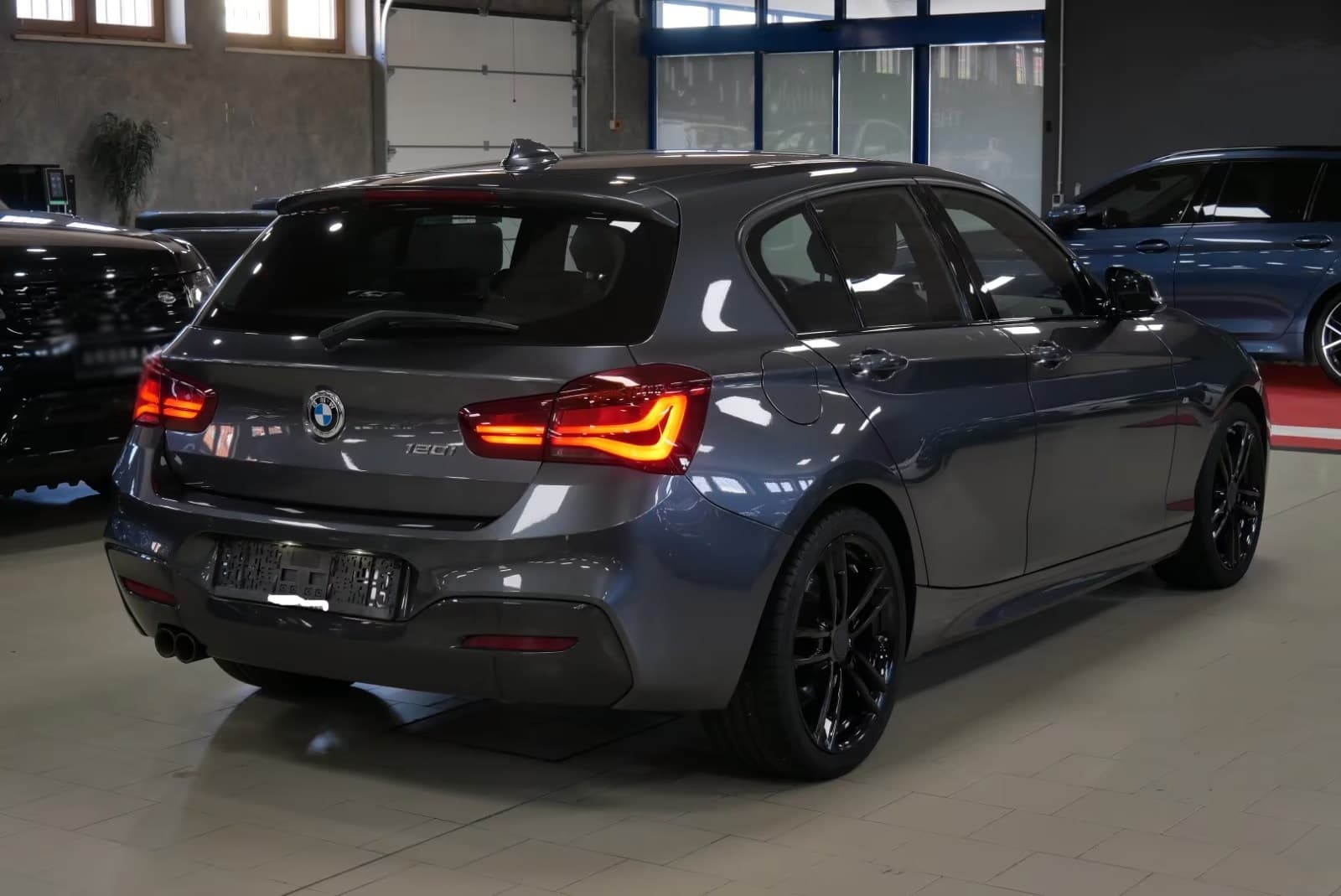 BMW 120i miniature 5