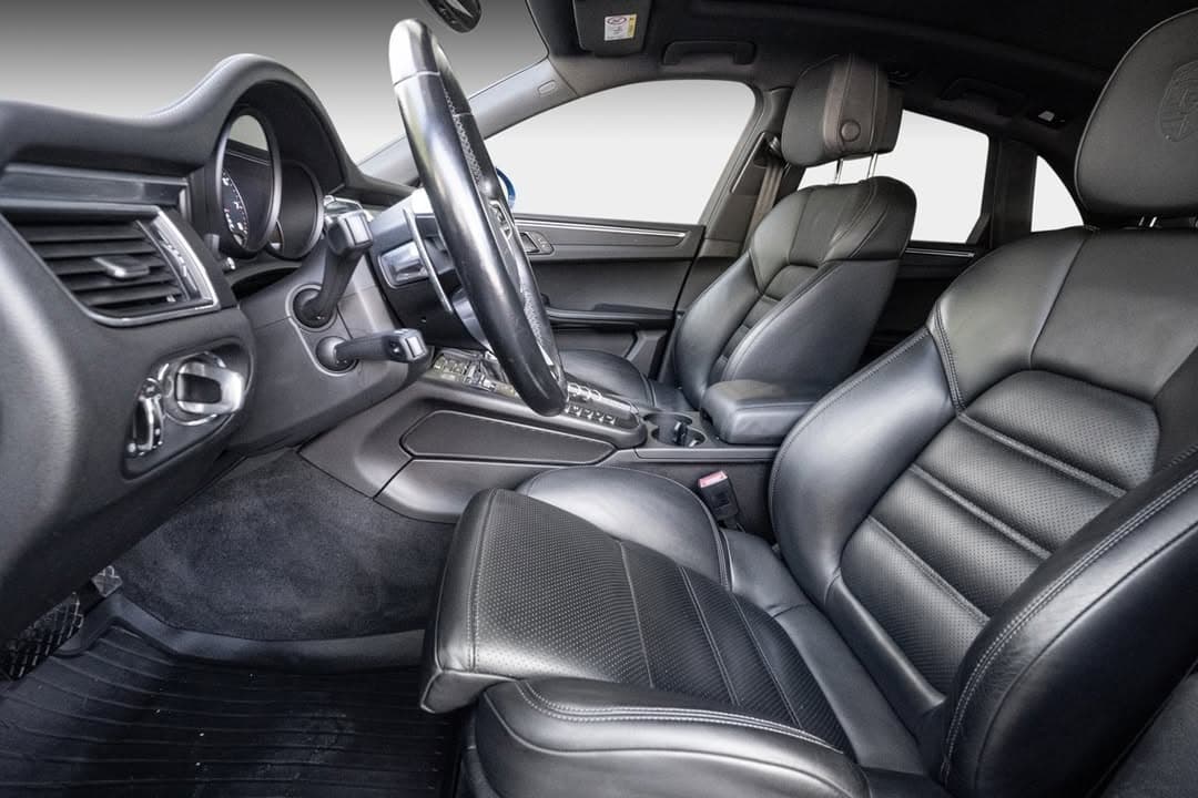 Porsche Macan miniature 10