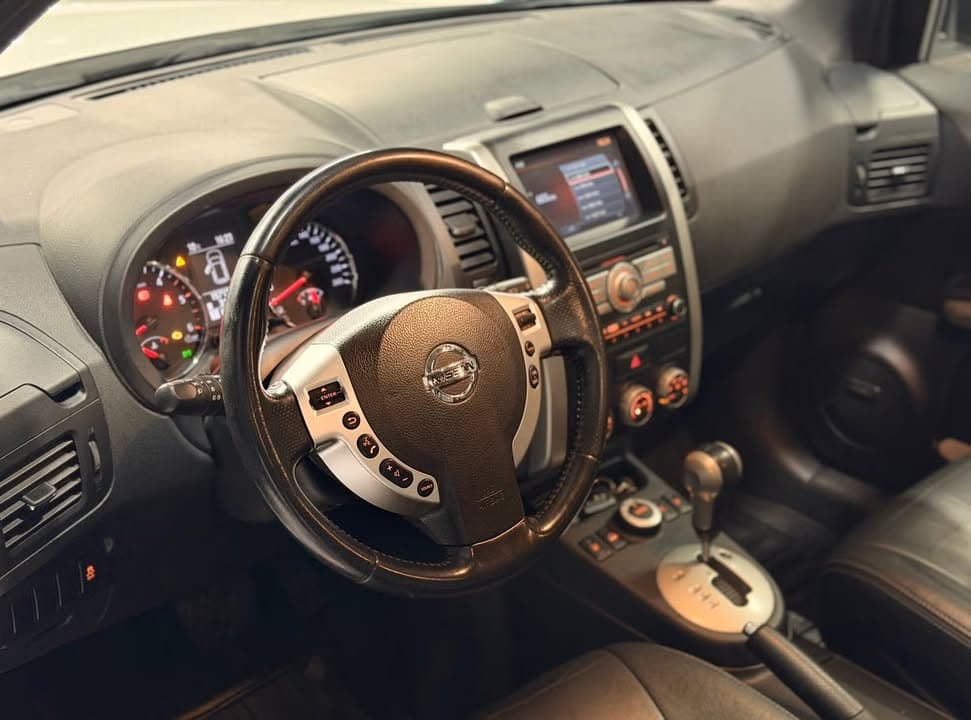 Nissan X-Trail miniature 5