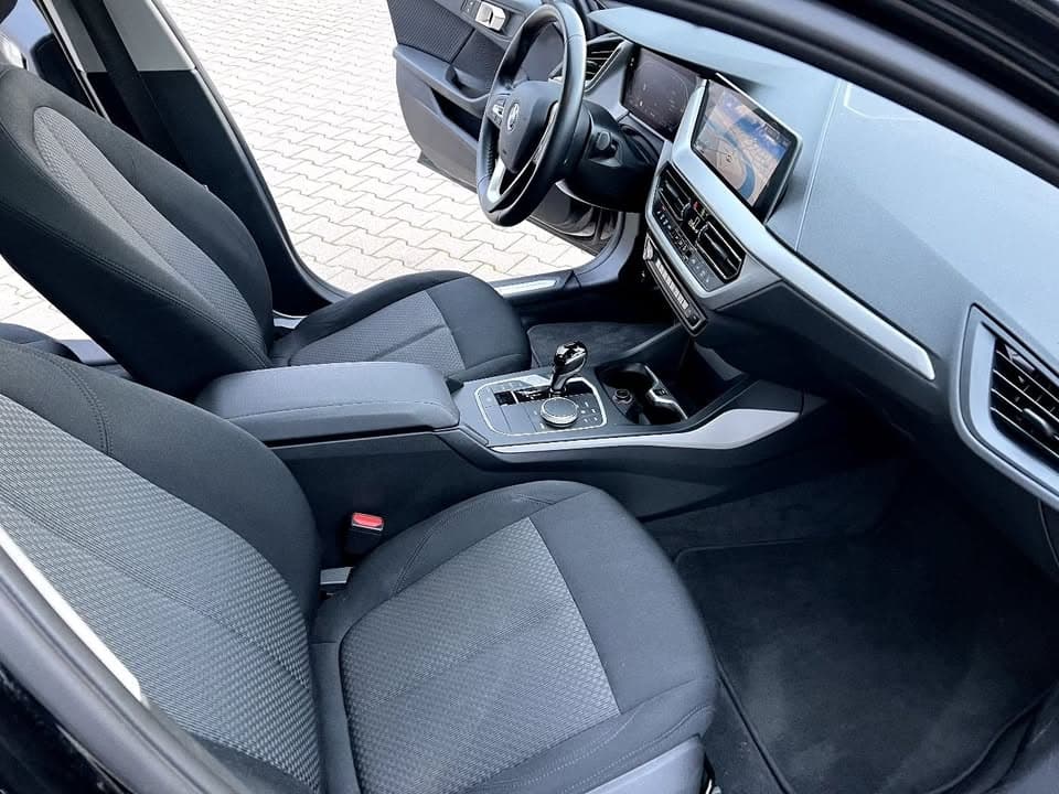 BMW 118d - photo 12