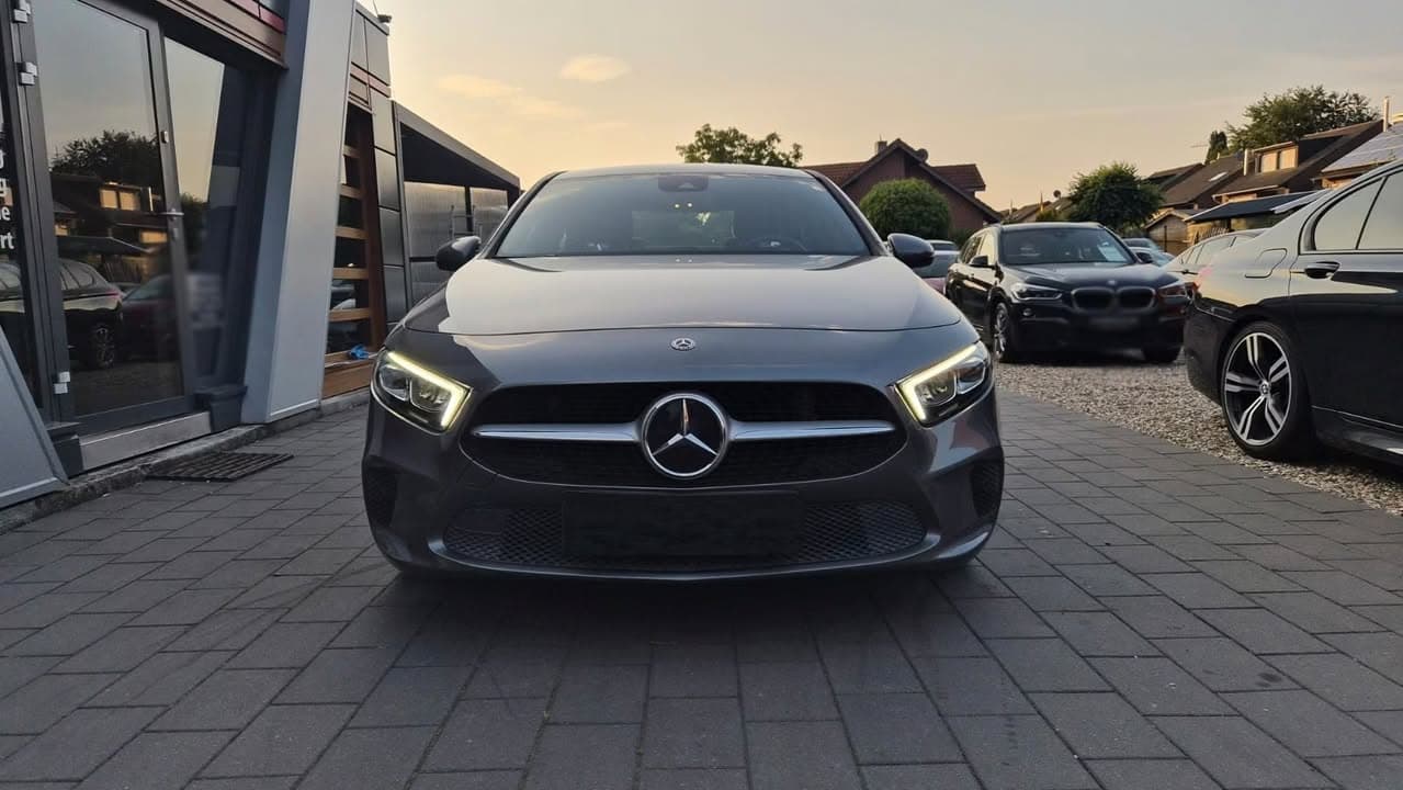 Mercedes-Benz A miniature 6