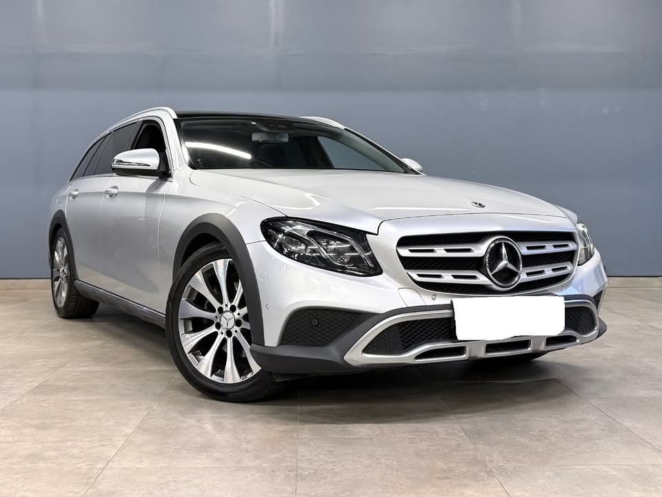 Mercedes-Benz Clase miniature 4