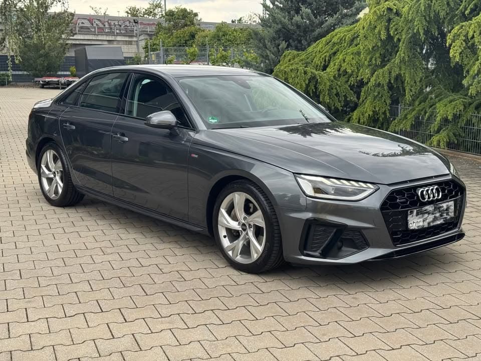 Audi A4 miniature 4