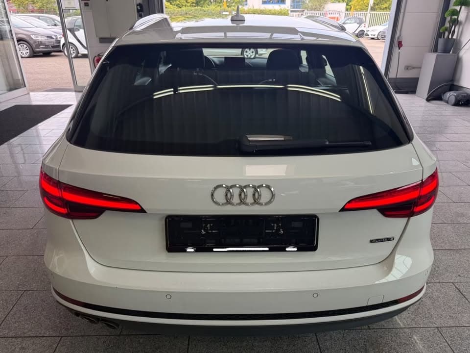 Audi A4 miniature 8
