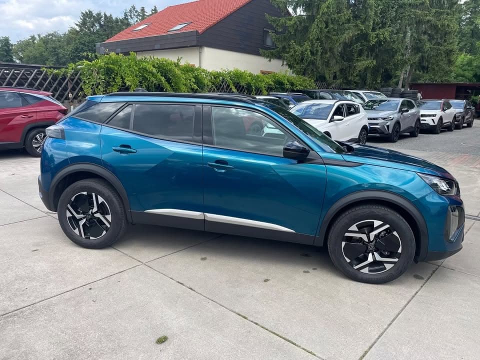 Peugeot 2008 miniature 3