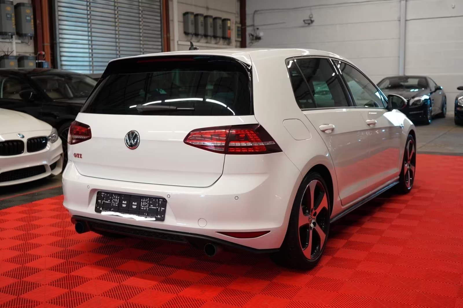 Volkswagen Golf miniature 4