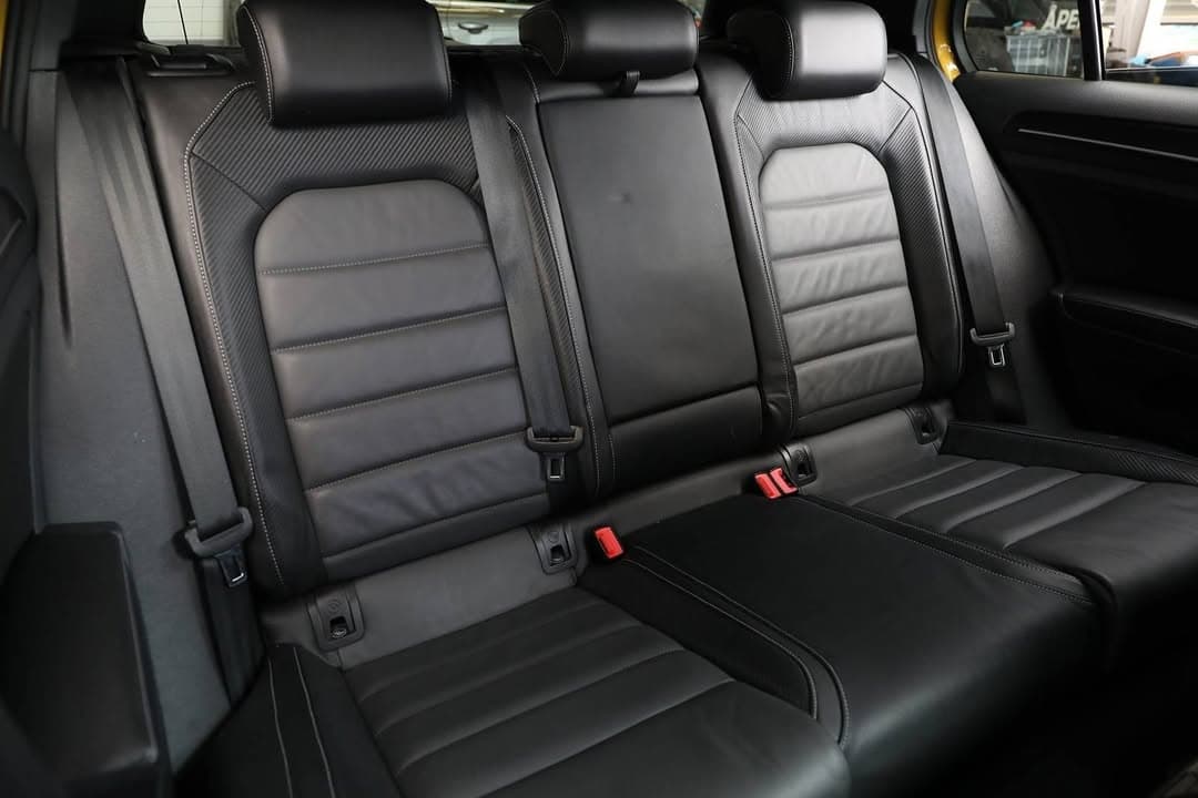 Volkswagen Golf miniature 10