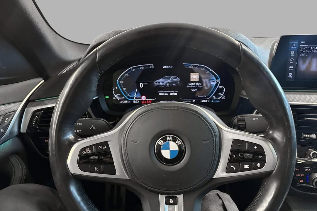 BMW serie miniature 5