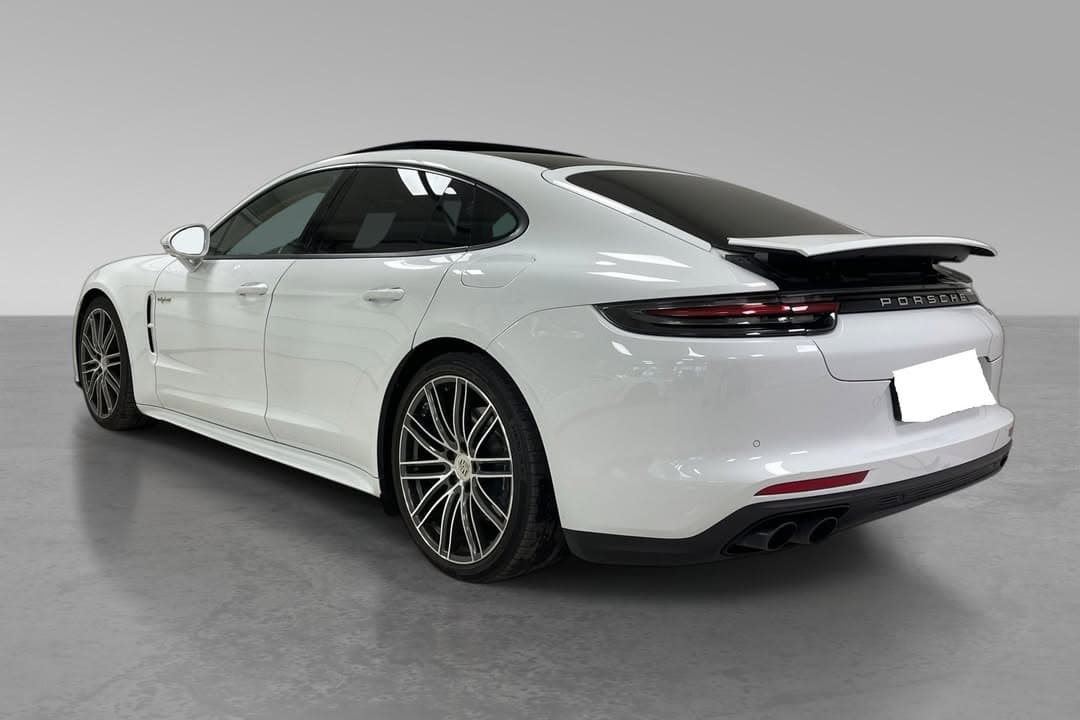 Porsche Panamera miniature 9