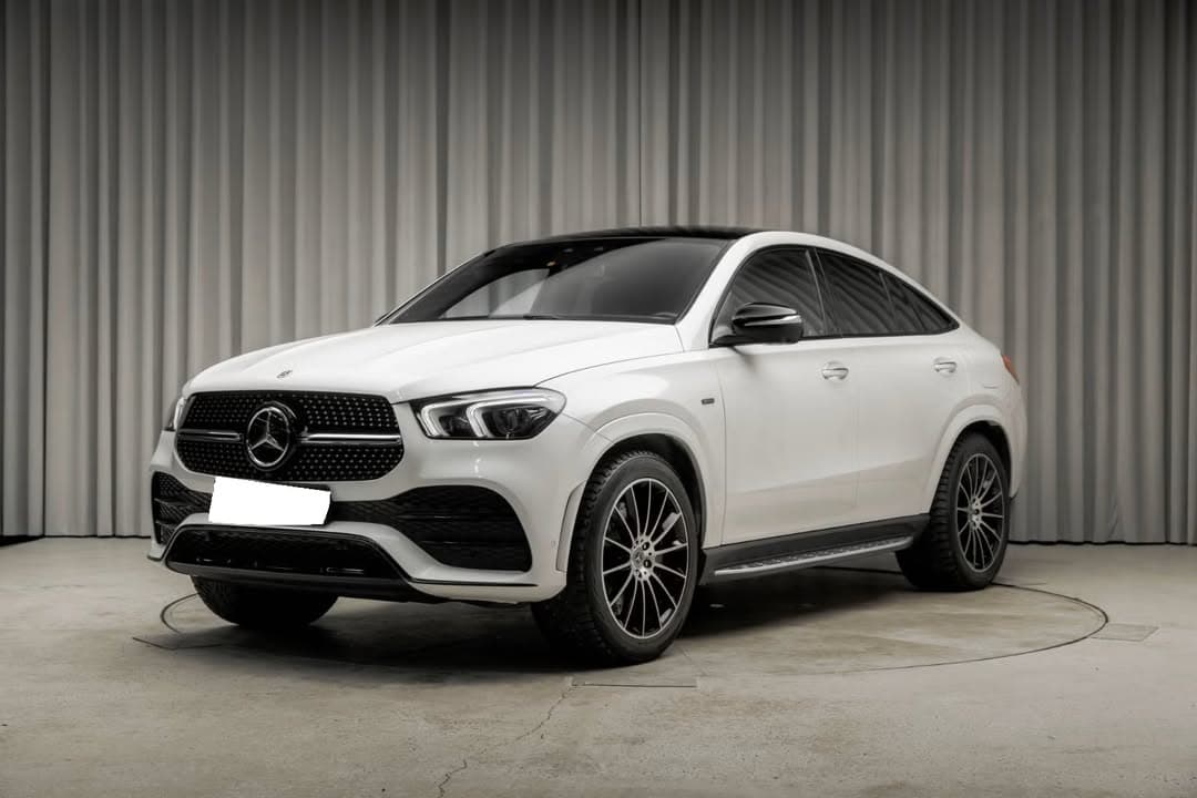 Mercedes-Benz GLE miniature 2