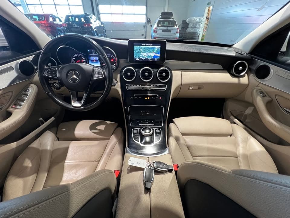 Mercedes-Benz Clase miniature 5