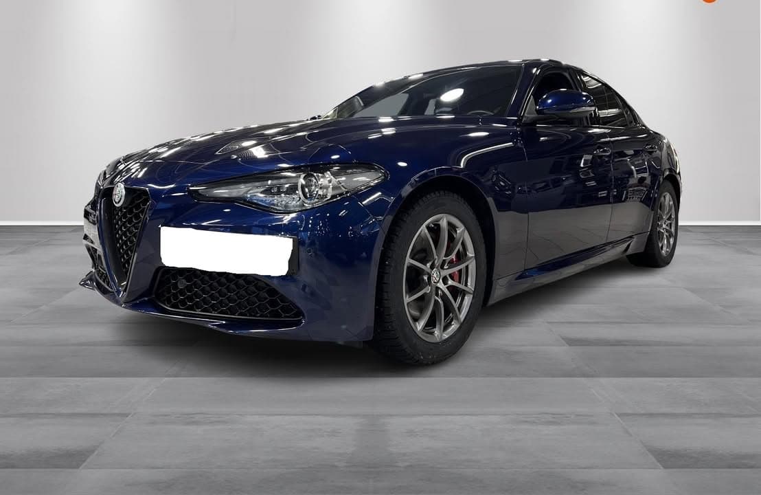 Alfa Romeo Giulia miniature 2