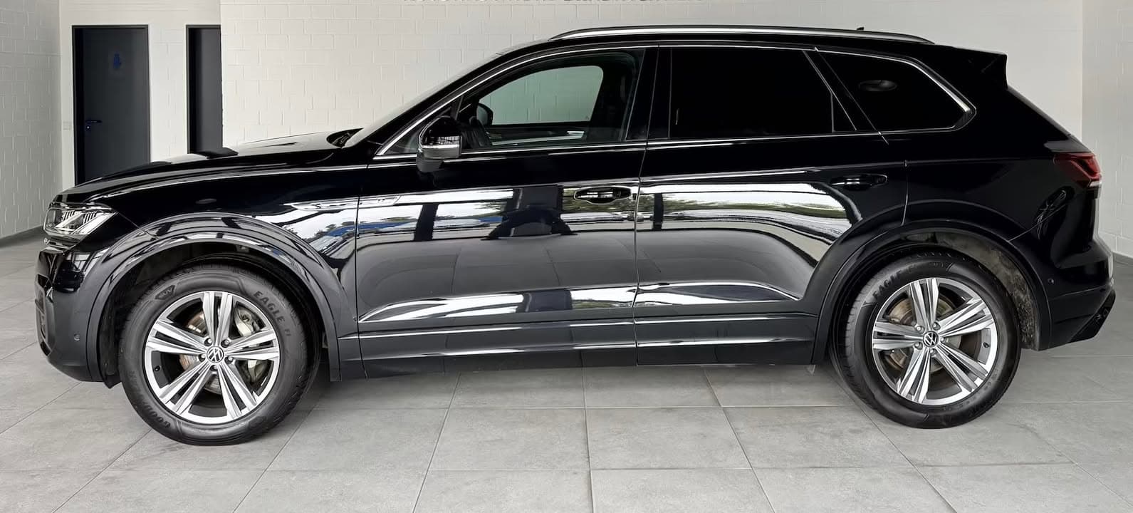 Volkswagen Touareg miniature 7