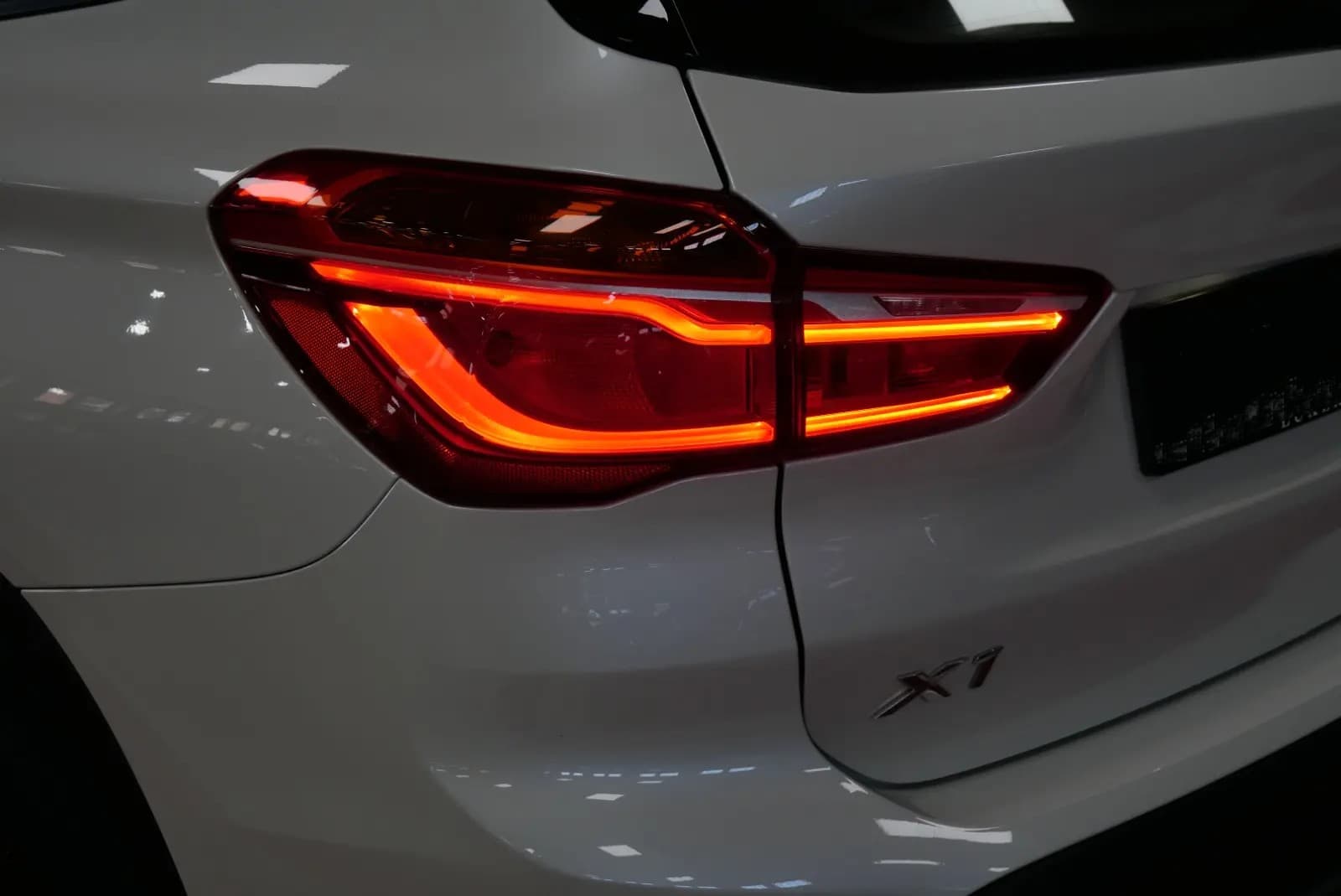 BMW X1 miniature 9