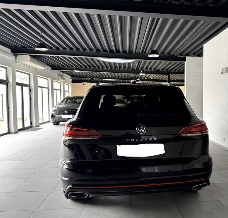 Volkswagen Touareg miniature 12