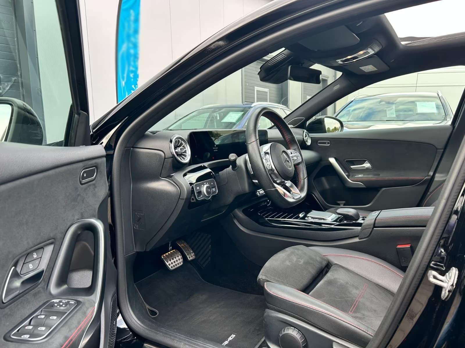 Mercedes-Benz A miniature 6
