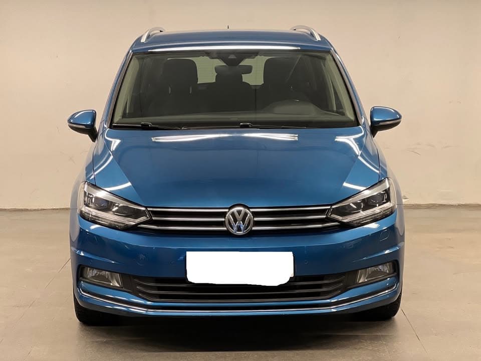 Volkswagen Touran miniature 4