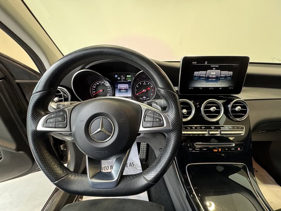 Mercedes-Benz GLC miniature 10